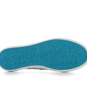 Blowfish slip on shoes NWOT SIZE 7.5